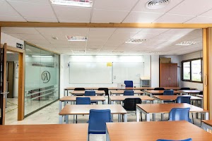 Oppositions Rafael Alcalde place picture